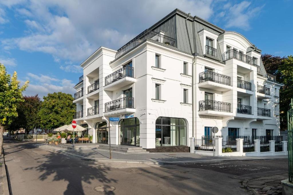 Luxury Apartments In Residence Maritime 米兹多洛杰 外观 照片